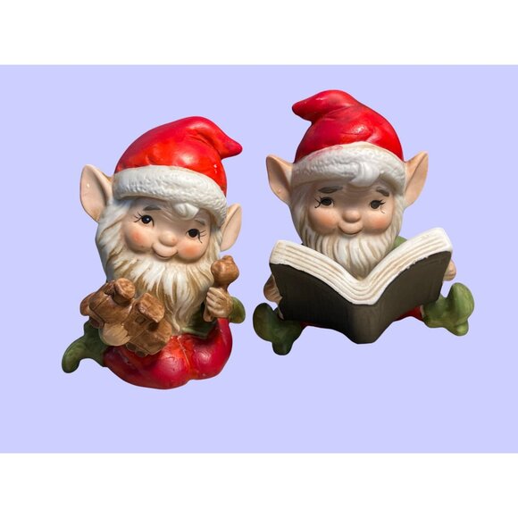 Vintage Homco Christmas Elf Figurines Set Of 2 With Santa Hats Book Toys - Picture 1 of 13